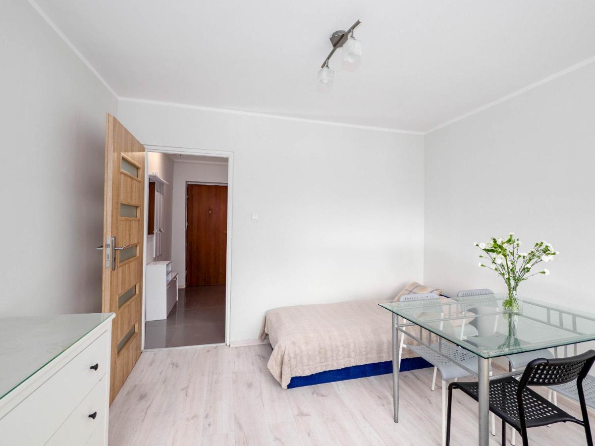 Sweet Honey Mieszkanie W Plocku Apartment Exterior photo